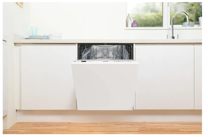 Indesit D2IHD526UK Fully Integrated Standard Dishwasher - White Control Panel with Fixed Door Fixing Kit - E Rated